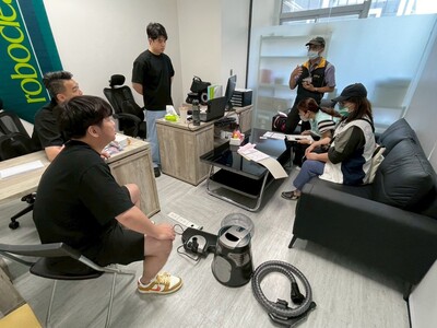 消保官會同市府環保局、經發局對新北市除塵蟎業者進行聯合稽查-2